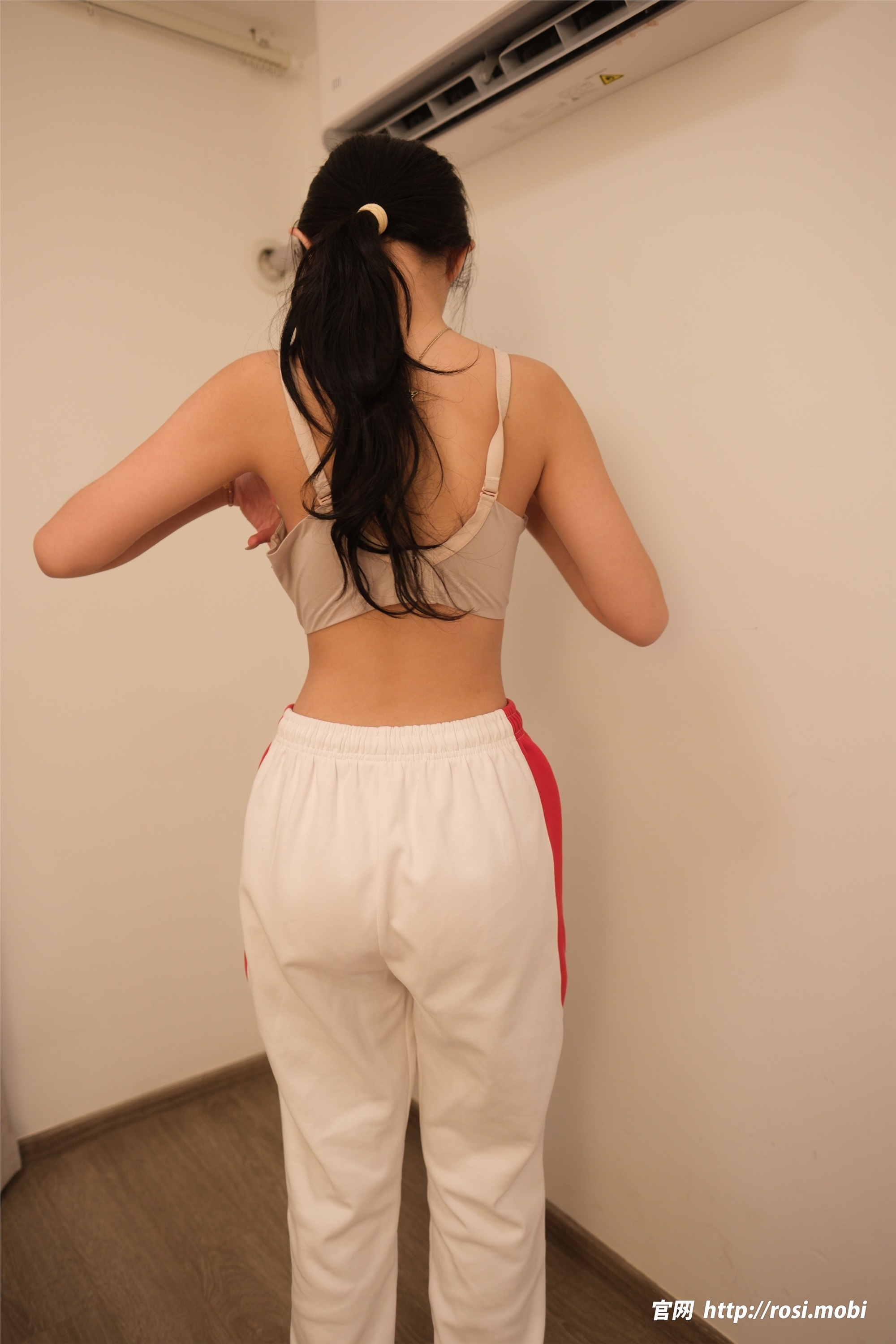 ROSI写真 2025.06.04 NO.4930